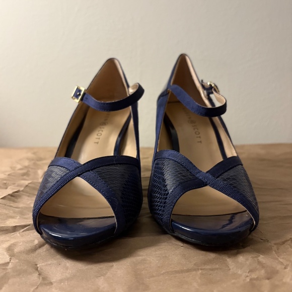 Karen Scott blue open toe strap heels size 8.5 - Picture 3 of 8